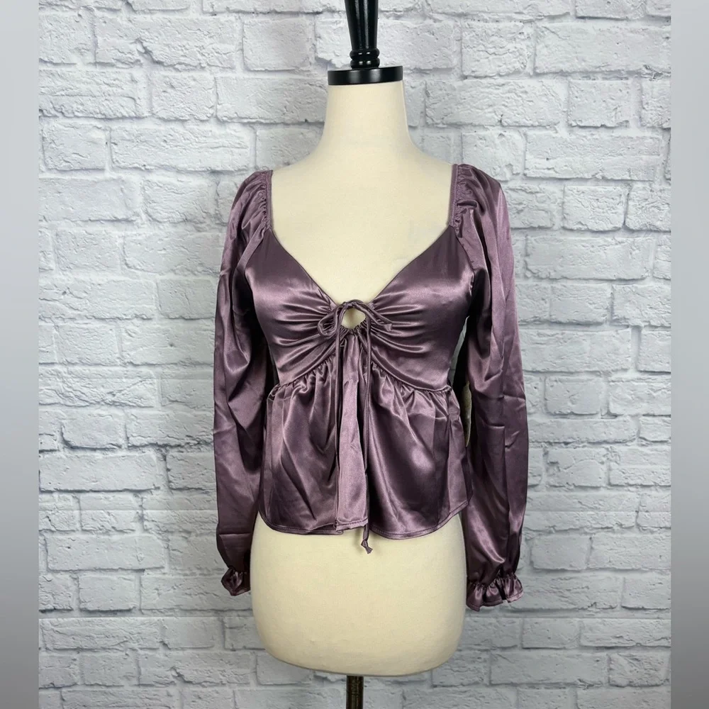 NWT Altar’d State Lavender Satin Top size XS - Picture 2 of 6